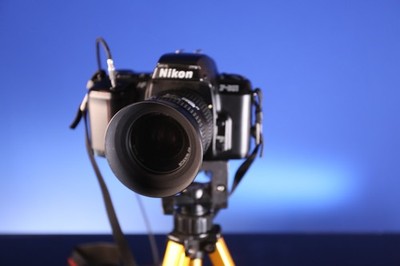 Nikon F-601 35mm SLR Film Camera + AF Nikkor 35-70mm f/3.3-4.5