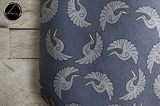 Hermes Paris, Hand made in France 7260 MA Silk Crane's neck tie