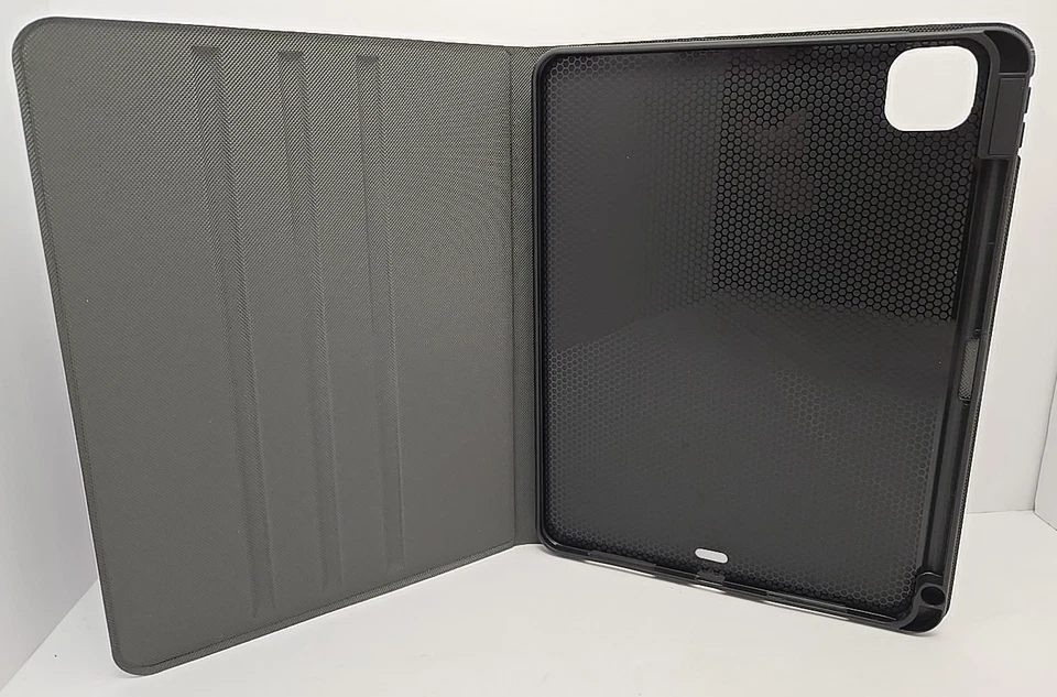 Star Wars Millennium Falcon Android Tablet Case, New, Measure 9.6 x 7.25" Int. - Image 4 of 4