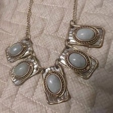 Women statement necklace nwt bohemian silver and turquoise