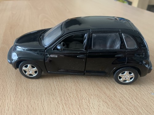 🌟 Motor Max 2001 negro Chrysler PT Cruiser escala 1:24 diecast modelo de coche 🌟 - Imagen 4 de 8