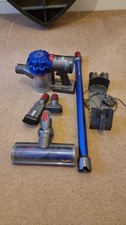 Dyson V7 Cordless Hoover Vacuum Cleaner  & Tested + Charger Blue