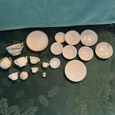 19 Piece Mixed Lot Miniature Tea Set Items As Pictured 
