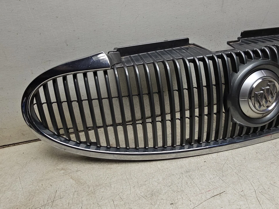 Parrilla de fábrica Buick Rainier 2004-2007 plateada 04 05 06 07 Ranier C534 Foto 2 de 4