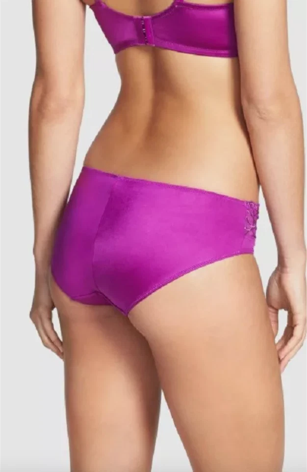 Nuevo con etiquetas Juego de sujetador / bragas Natori REVERIE, talla 32D / S, viola brillante Foto 3 de 3