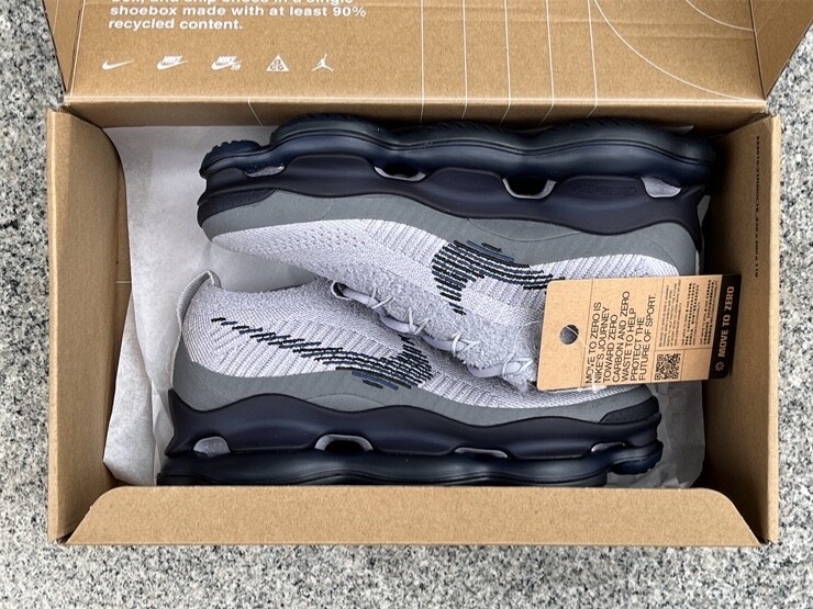 靴 NIKE W AIR MAX SCORPION FK 24cm NIKE AIR MAX SCORPION FK 2022 FN8884-013 BLACK WHITE SILVER
