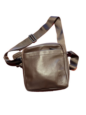 BREE Umhängetasche Leder , Dunkelbraun, unisex
