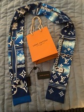 LOUIS VUITTON LV Escal Blue Silk Scarf Monogram M76102