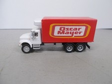 OSCAR MAYER REEFER DELIVERY TRUCK ~HO SCALE