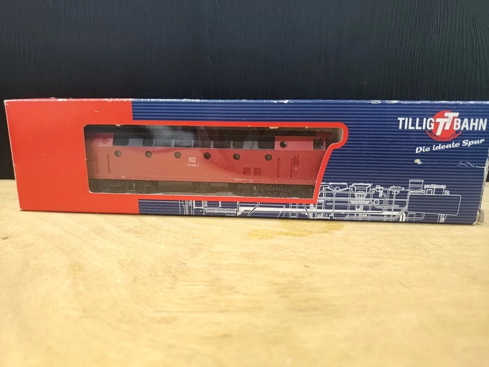Tillig 0781 Diesellok BR 219 064-3 "Kramermütze" der DBAG, Ep V - Bild 2 von 4