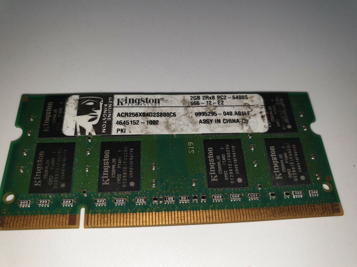 Barrette Mémoire Kingston DDR2 2GB SODIMM PC2-6400 - ACR256X64D2S800C6, Occasion