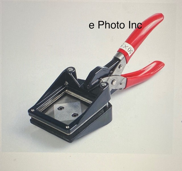 Handheld 2x2 Passport Photo Cutter