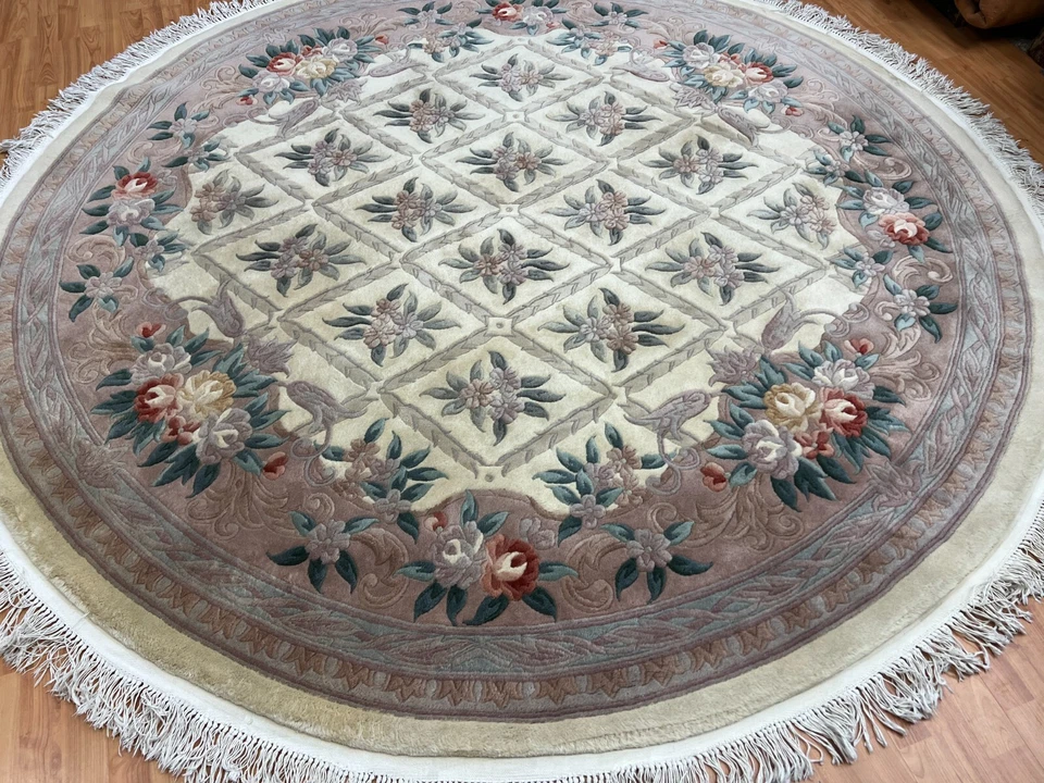 8' x 8' Round Chinese Art Deco Oriental Rug - Hand Made - Full Pile - 100% Wool - Image 2 of 4