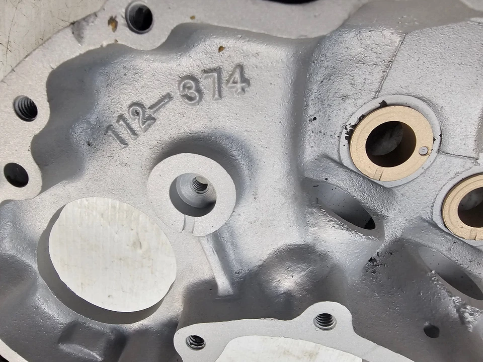 Estuches de motor derecho OEM 1937-1973 (1938) Solo RL WL Harley Servicar G WLA 45 O036 Foto 3 de 4