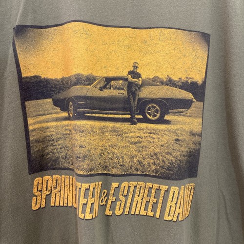 Camiseta Bruce Springsteen And E Street Band 2023 Gira Mundial Concierto Grande Verde - Imagen 2 de 6