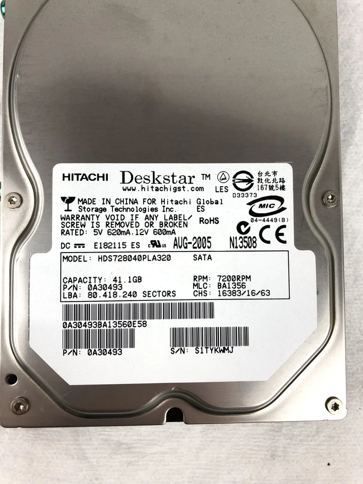 Hitachi HDS728040PLA320 Hard Drive - Image 2 of 3
