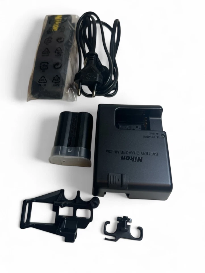 Nikon Z6 Mark II Gehäuse nur 177 Auslösungen Systemkamera - LIKE NEW - Bild 2 von 4