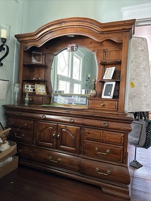 brown dresser with hutch Vintage Solid Wooden Mirror Hutch-14 Drawer Bed Furniture Sap Cherry