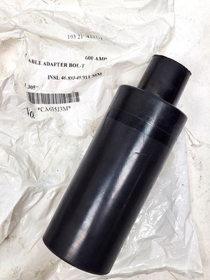 NEW in open pack - Eaton Cooper Power Systems Cable Adapter Bolt-T CA635J3M 600A