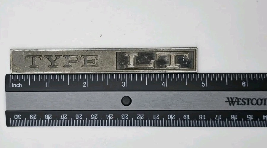 1976 CHEVROLET CAMARO ТИП LT ВИНТАЖНЫЙ ЛОГОТИП ЗНАЧОК СИМВОЛ ЭМБЛЕМА OEM - Изображение 2 из 4