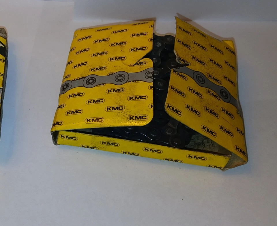 NOS KMC HP 70S Bicycle Chain 116L Nickel Finish 7/8 speed Road Mountain vintage - Image 4 of 4