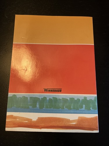 Motor Home Buyer's Guide from Winnebago vintage 1976 TPB Ginny Ade - Imagen 2 de 10