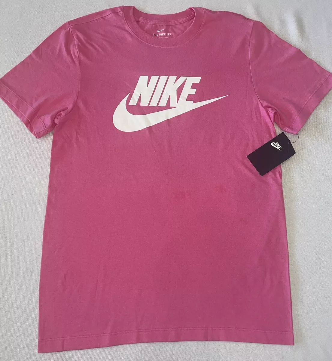 Nike breast hotsell cancer t shirt