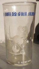 VINTAGE 1939 NEW YORK WORLDS FAIR 5" DRINKING GLASS TRILON PERISPHERE SOUVENIR