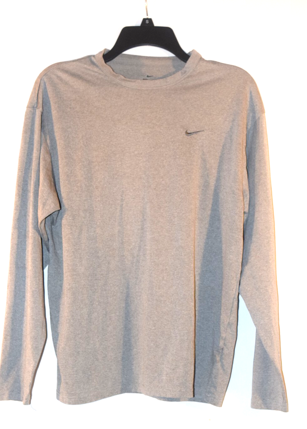 Nike Dri-Fit Grey M Loose Crew Neck Long Sleeve Activewear Compression T-Shirt