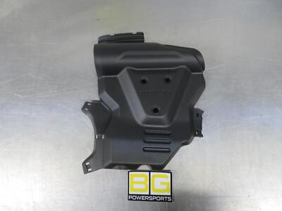 EB1334 2024 24 DUCATI HYPERMOTARD 698 MONO RVE HEAD SIDE COVER V21D LH