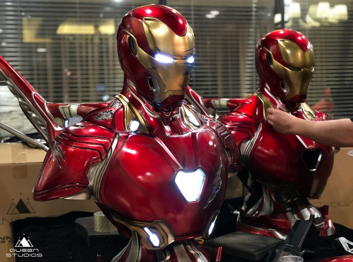 Queen Studios Iron Man MK50 1/1 Life Size Statue LED Lighting