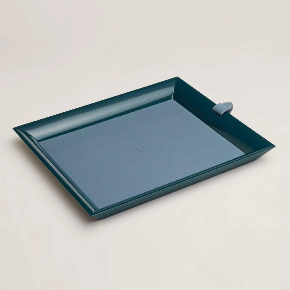 HERMES Blue Tray Atrium PM Lacquer Wood with Taurillon lys Magnet New - Image 3 of 4
