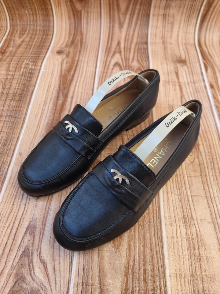 Chanel Coco Mark Black Gold Leather Interlocking CC Loafers EU 37C US 7 - Image 3 of 4