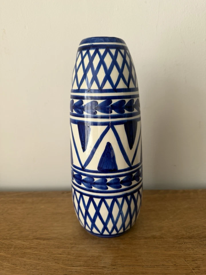 Vintage Spanish Pottery Vase Hand Painted Blue And White  - Image 3 of 4