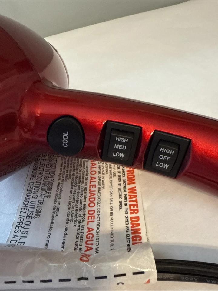 Secador de cabelo Vivid & Vogue VAV -104DII ferramenta de modelagem profissional 1875W vermelho - Imagem 3 de 4