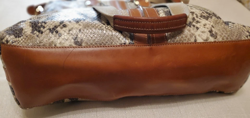 Bolso de Viaje Brahmin Python Marrón XL Negocios Doble Asa Correa Larga Foto 3 de 4