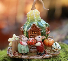 Wee Forest Folk THANKSGIVING HARVEST HOUSE, WFF# M-759,  Fall Mouse, New 2025