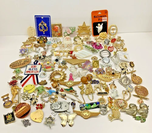 Lot of 130 Vintage to Now Pins Brooches Variety of Style Sizes Costume Jewelry