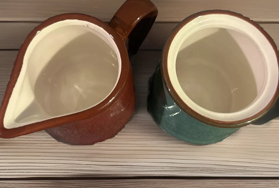 Gibson Cerámica Tapa Azúcar y Crema Set Verde Azulado y Vino Tinto Color Lindo y Nuevo! Foto 4 de 4