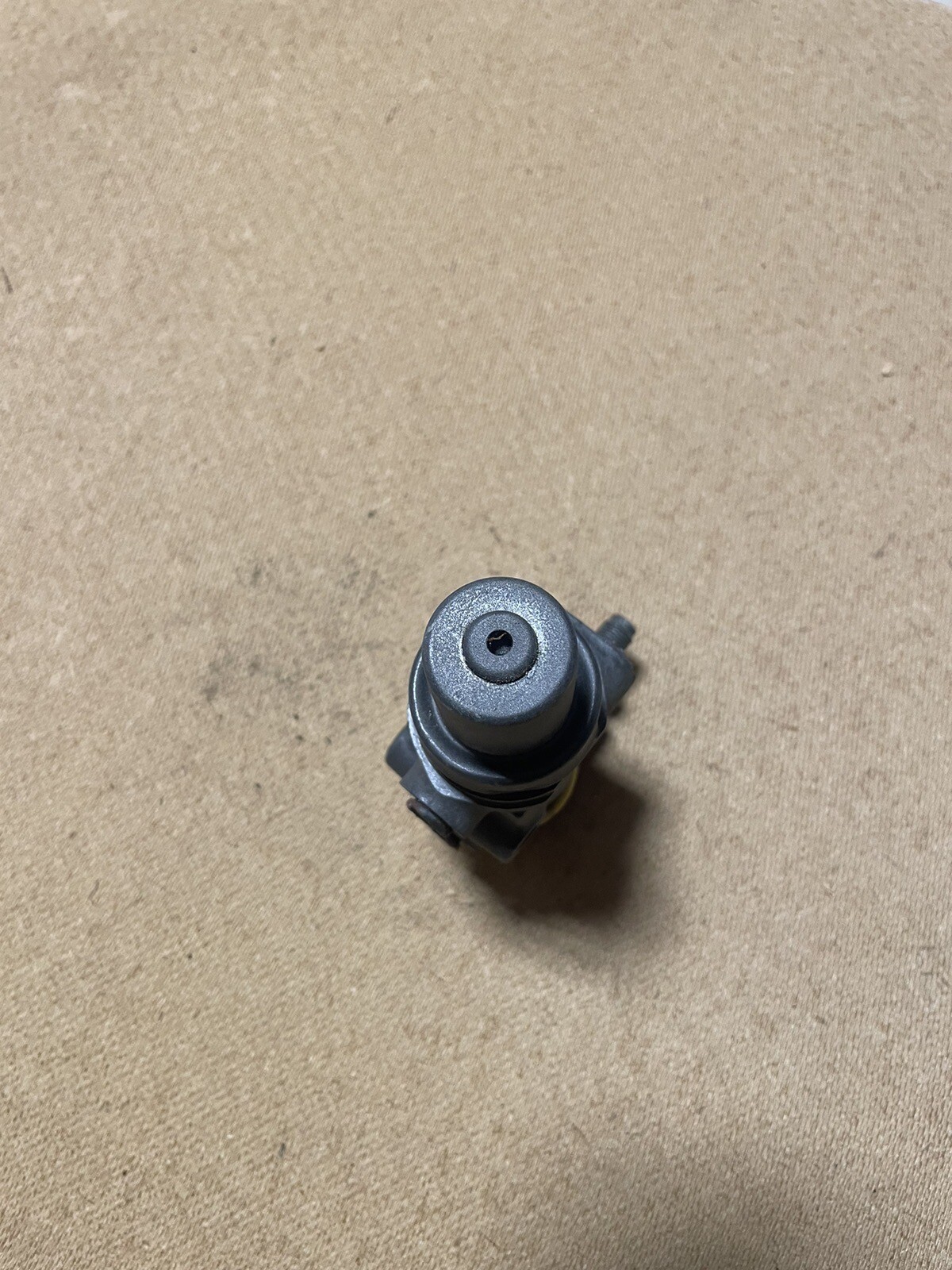 Brake Pressure Reducing Valve to fit Land Rover Defender 90 1994 On