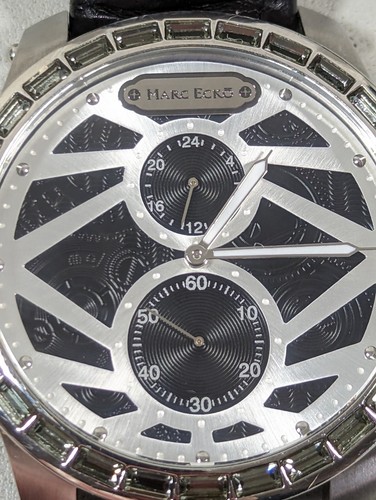 Marc Ecko M15011G1 Round Silver Ton e Case Black Leather Band Watch