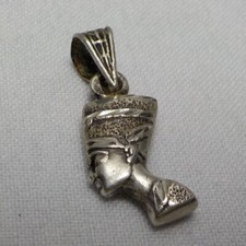 EGYPTIAN PHARAOH QUEEN NERFERTITI FIGURAL HEAD STERLING SILVER CHARM PENDANT #73