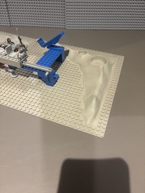LEGO Space: Beta I Command Base (6970) 99% Complete, Includes Flag and antenna