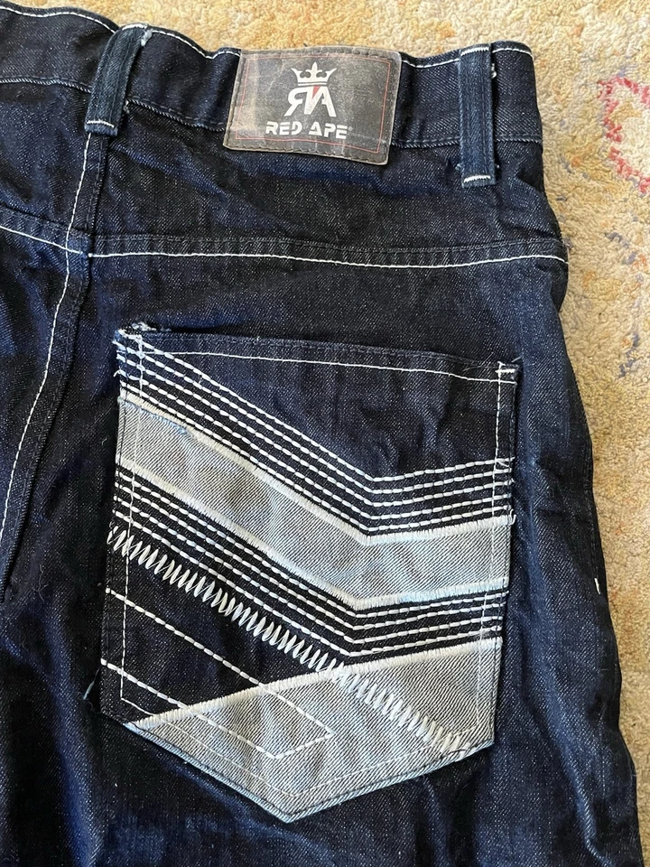 Винтажный Y2K красный обезьяны джинсовой ткани Jean шорты мешковатые вышитые карманы размер 32 - Изображение 4 из 4