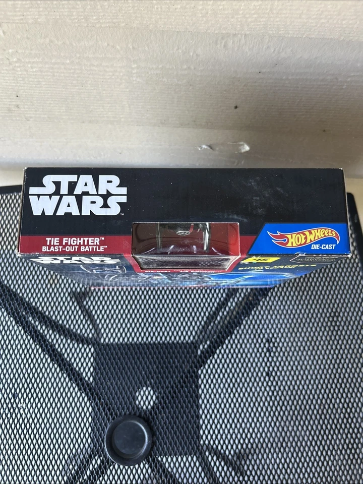 Star Wars Hot Wheels Tie Fighter Blast Out Battle BRAND NEW - Image 3 of 4
