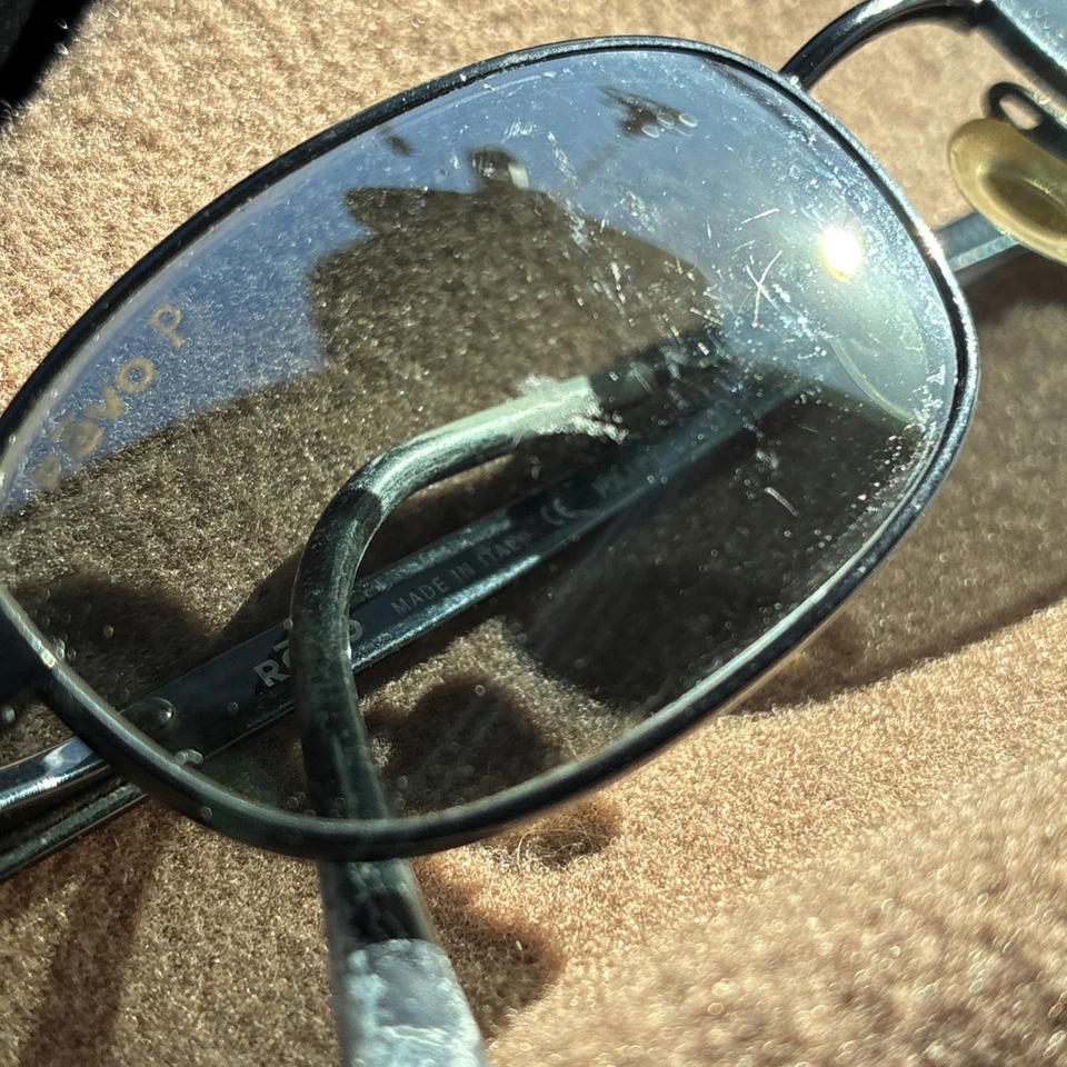 Gafas de sol polarizadas fotográficas RevoH2O de colección - marco negro mate 3041 - hechas en Italia Foto 2 de 4