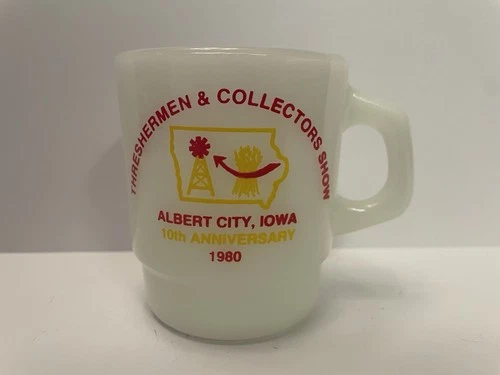 Rare Vintage Fire King Iowa Thresherman & Collectors Show Advertising Mug Mint