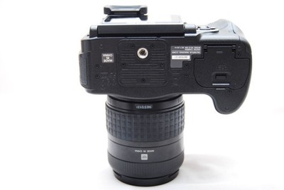 OLYMPUS E-330 デジタル一眼レフカメラ オリンパス、背面液晶でフレーミングできる新世代デジ一眼「E-330」（1