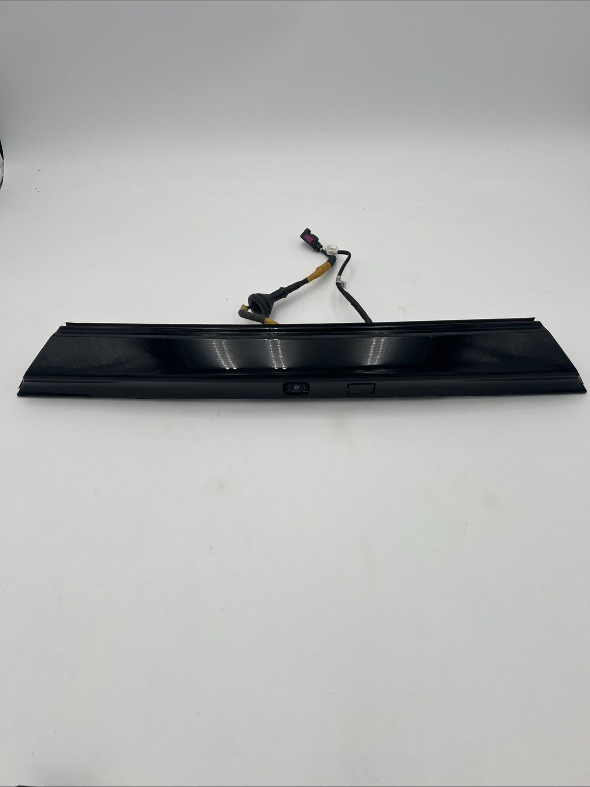 OEM 2023-2024 Infiniti QX60 Back Door Center Finisher ASSY W/ Camera 90816-6SA1B