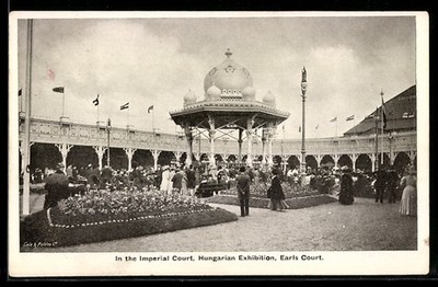 Ansichtskarte Hungarian Exhibition, In the Imperial Court, Earls Court 